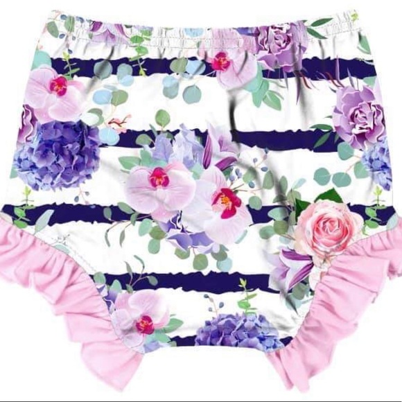 Children’s Shorts 🤗 - Picture 3 of 6